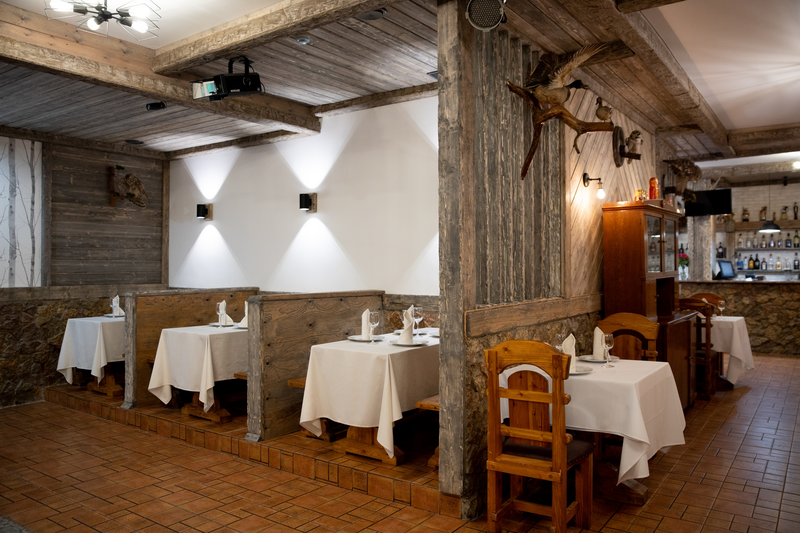 «Охотничий зал»