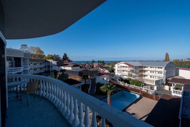 Люкс 4-местный 2-комнатный