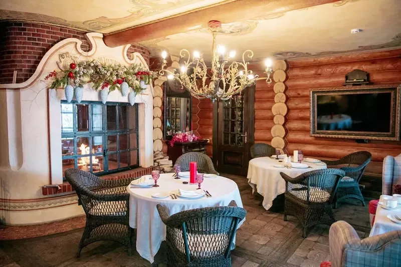 «Малый зал»