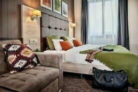 Улучшенный номер с кроватью размера "king-size", Гостиница Golden Tulip Krasnodar, Краснодар