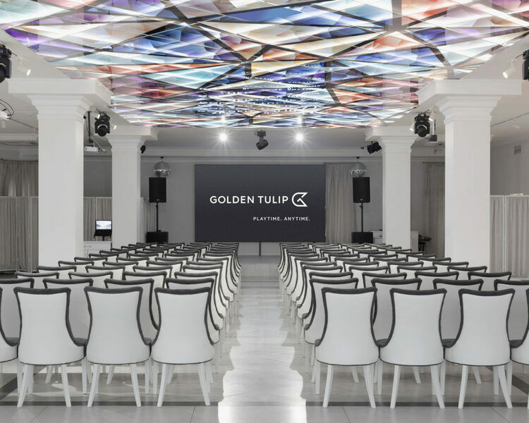 Конференц-зал Лувр