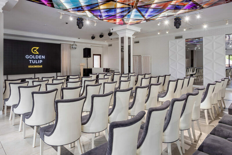 Конференц-зал Лувр