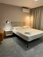 Студия студ. LUX с кроватью, диваном и большой ванной, Апарт-отель Trend, Бузулук