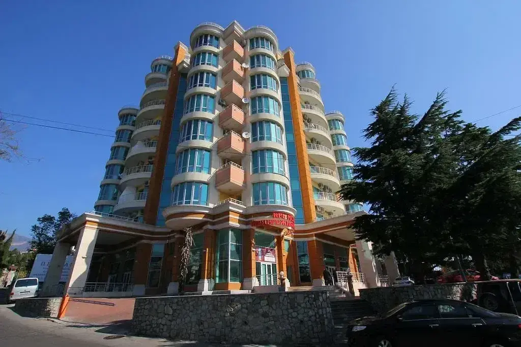 Апартаменты Эдинбург Тауэр, Ялта, Крым
