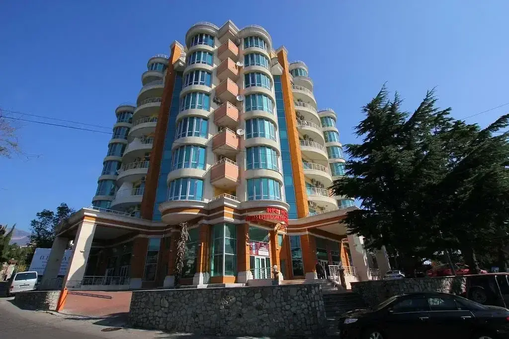 Апартаменты Эдинбург Тауэр, Ялта, Крым