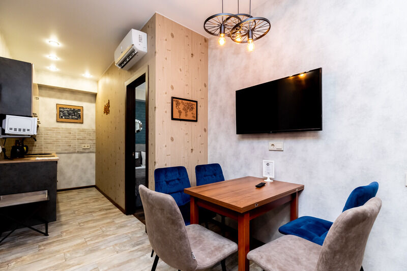 Апартаменты 6-местные (ул. Эстонская, д. 37/11, 052)