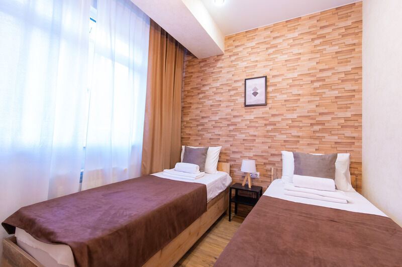 Апартаменты 8-местные (ул. Эстонская, д. 37/4, 021)