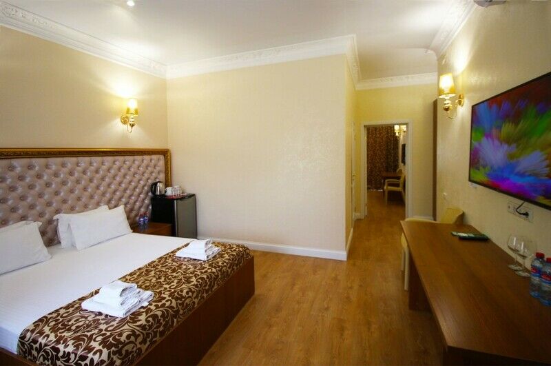 3553aaef6d55d8e7949b3e795fffac2c_1050x600