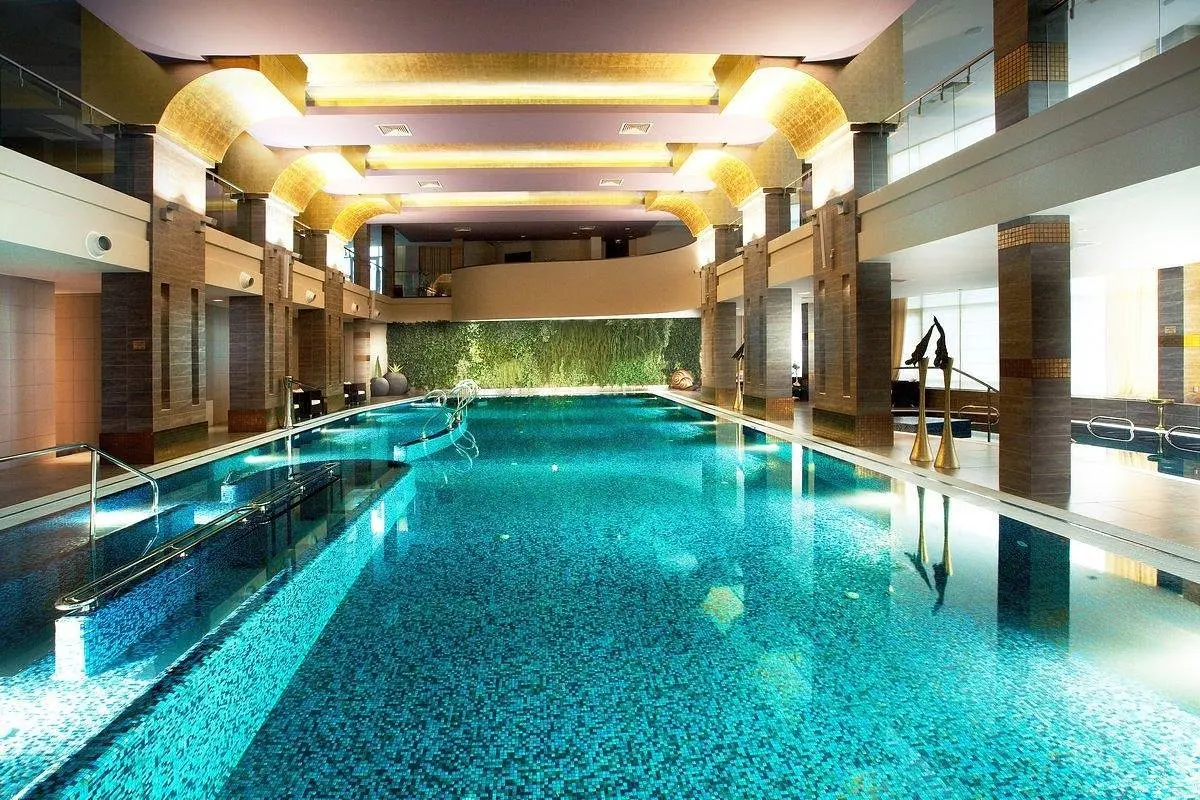 Бассейн | Luciano Hotel & SPA, Республика Татарстан