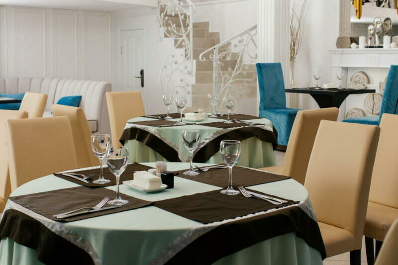 Основной зал