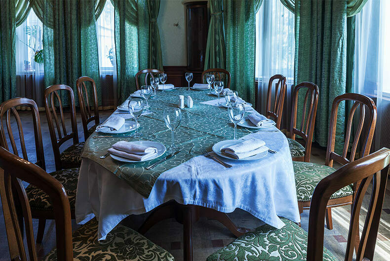 Каминный зал