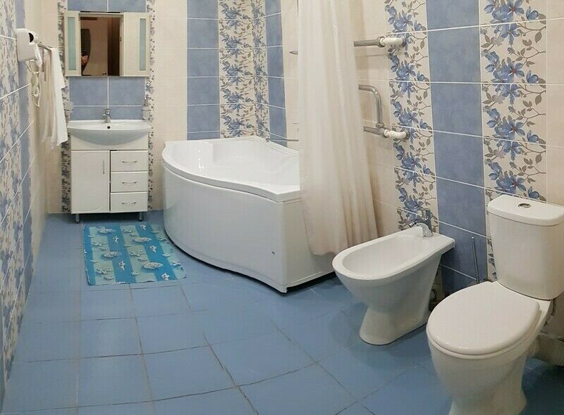 Люкс 2-местный 2-комнатный (без балкона)