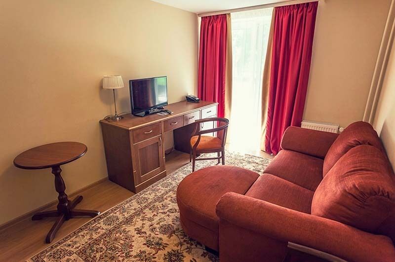 Люкс 4-местный 3-комнатный (корпус №6)