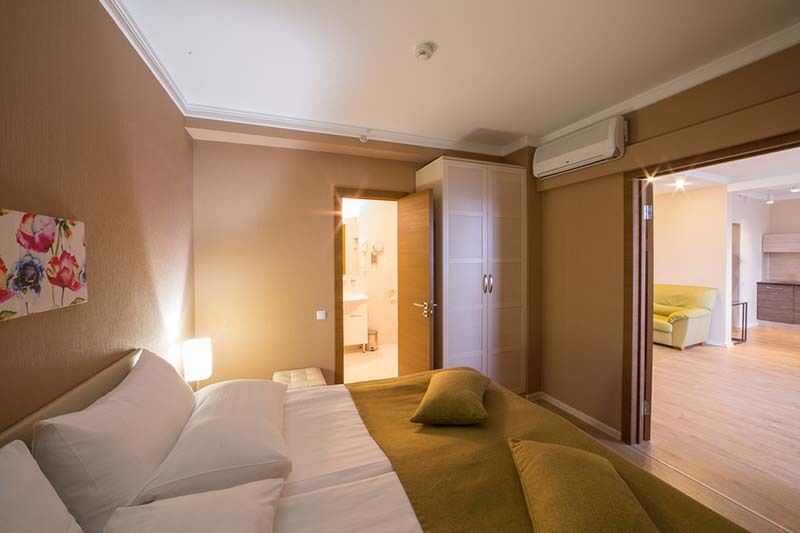 Апартаменты