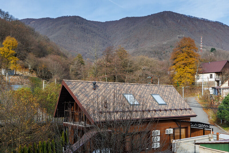 Коттедж 8-местный 2-этажный