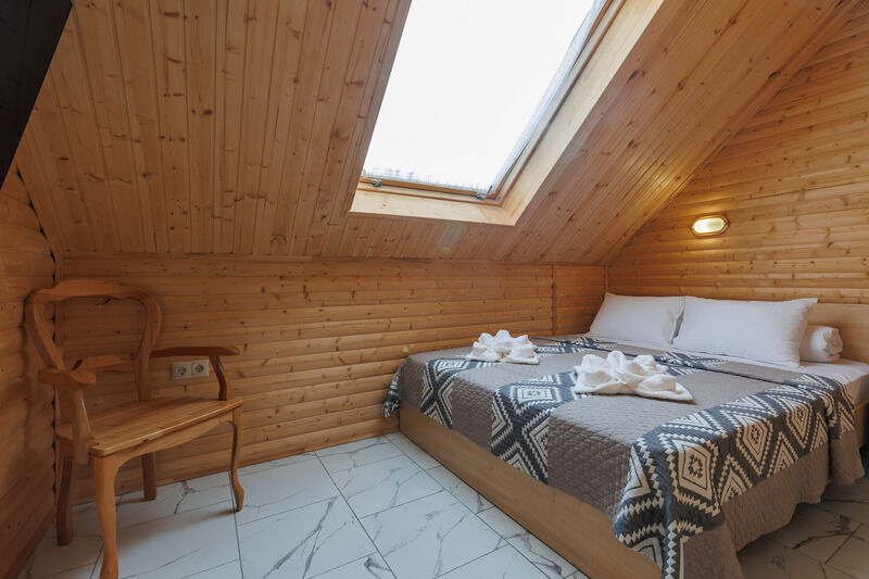 Коттедж 8-местный 2-этажный