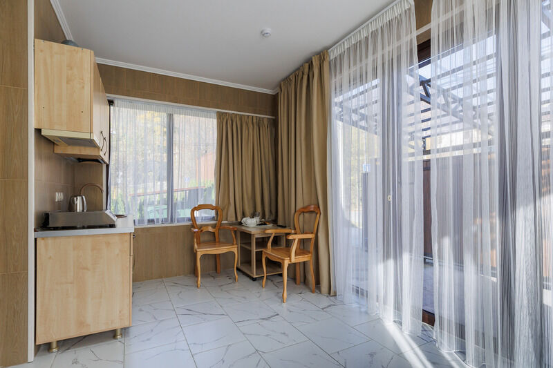 Коттедж 8-местный 2-этажный