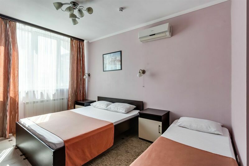 Студио 3-местный