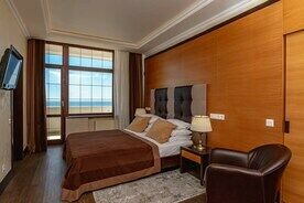 Suite 2 NEW Brown 2-местный 2-комнатный, Санаторий Сосновая роща, Ялта