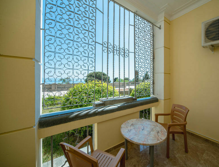 Люкс 2-комнатный (вид на парк) (5)