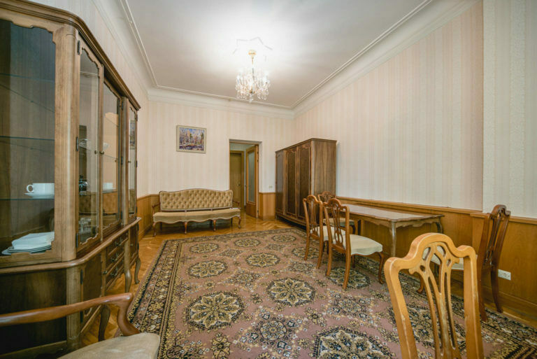 Люкс 2-местный 2-комнатный (корпус 2, вид на парк)