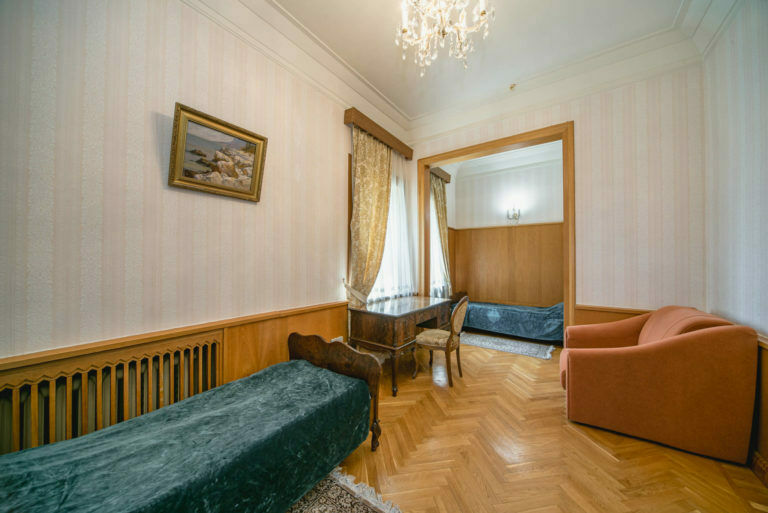 Люкс 2-местный 3-комнатный (корпус 2, вид на море)