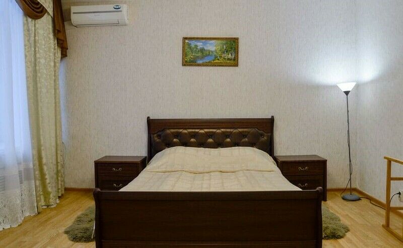 Люкс 2-местный 2-комнатный № 1,3,4,5,6,7 корпус «Звездочный»