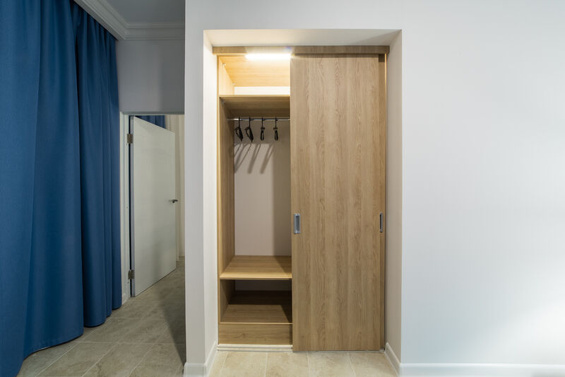 Люкс 4-местный 3-комнатный