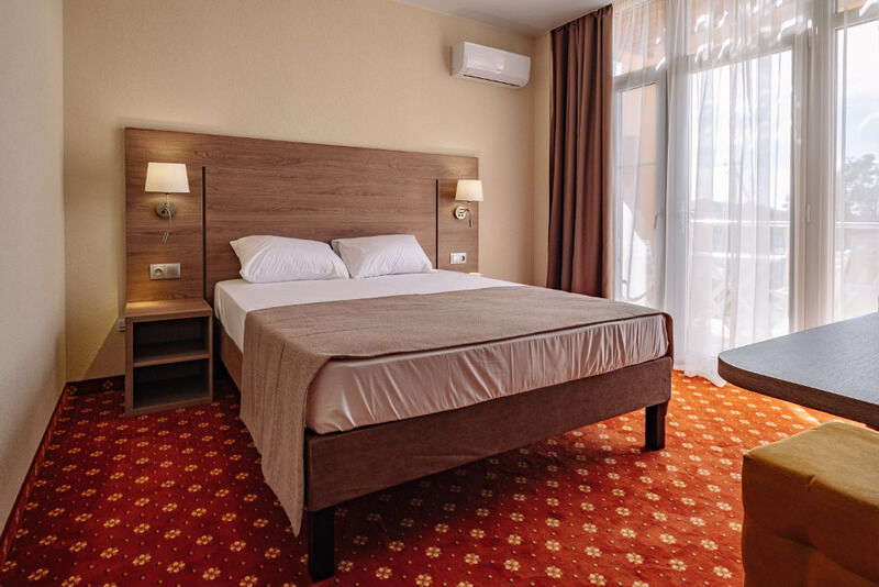 Люкс 3-местный 3-комнатный (корпус 2)