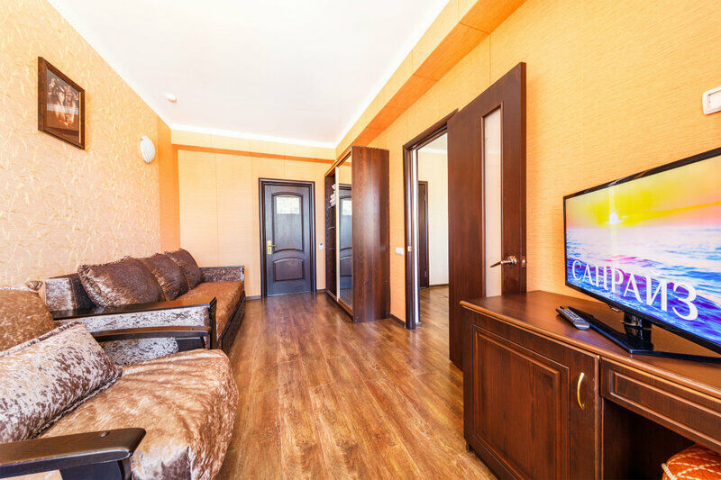 Люкс 4-местный 2-комнатный