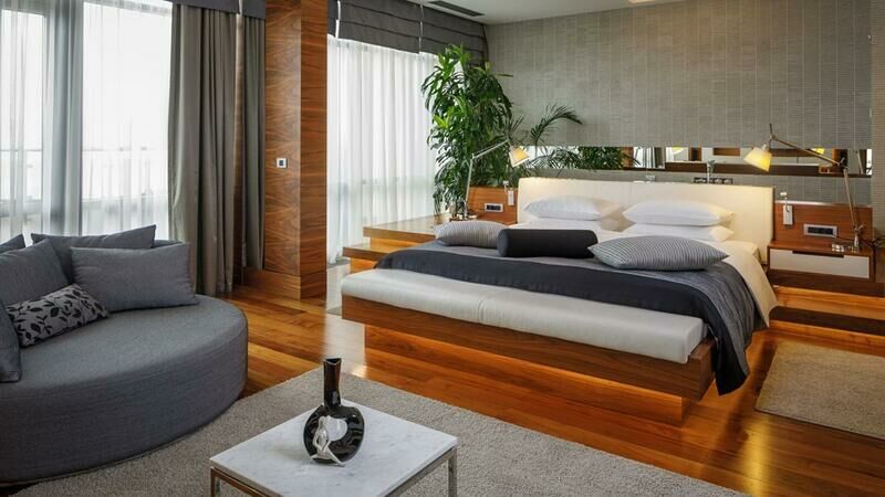 Люкс Президентский 4-местный 3-комнатный